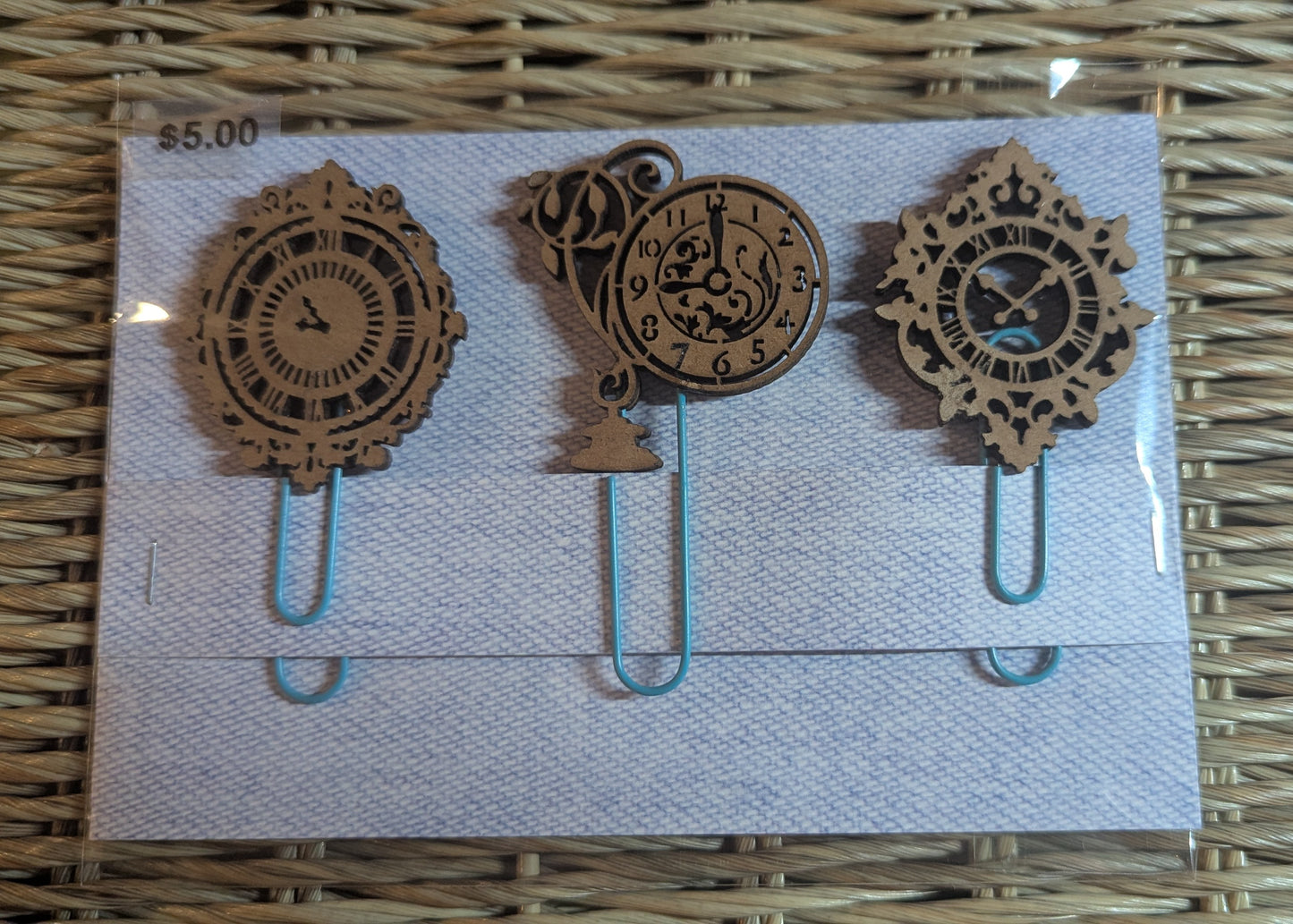 Paper Clip Bookmarks