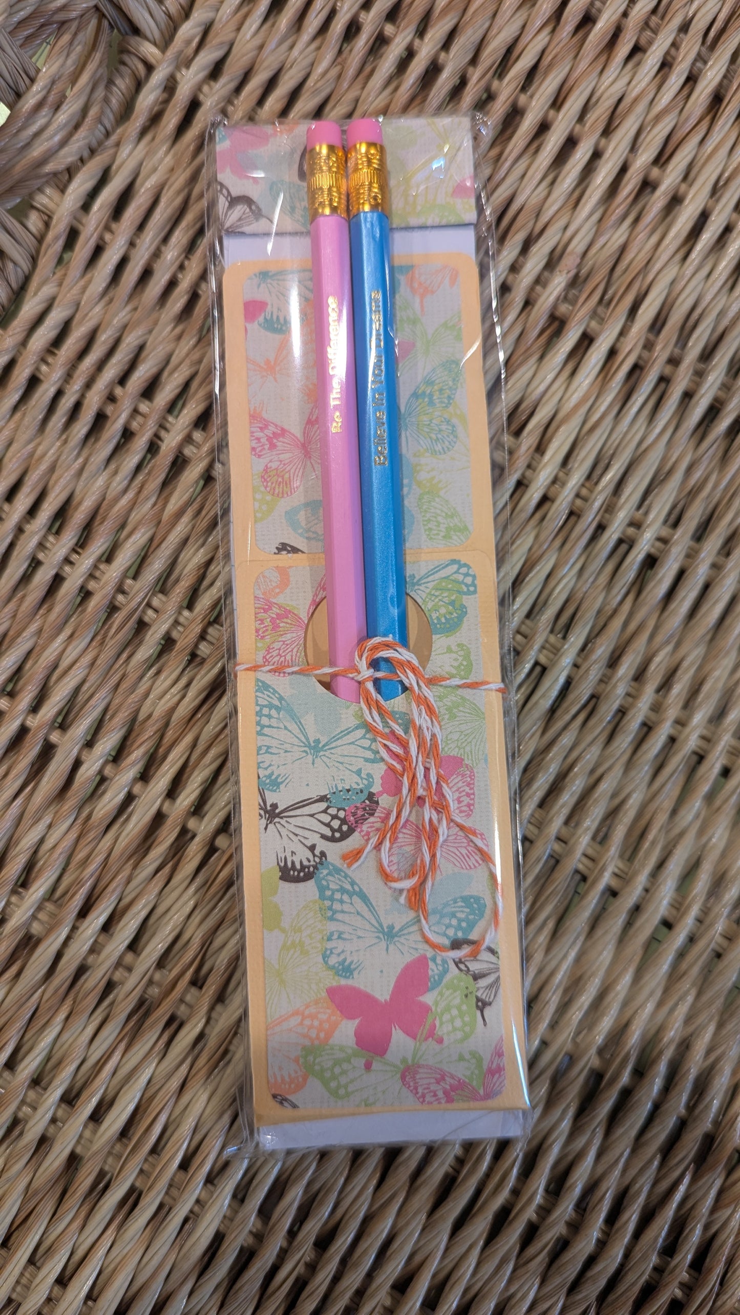 Notepad w/Pencils
