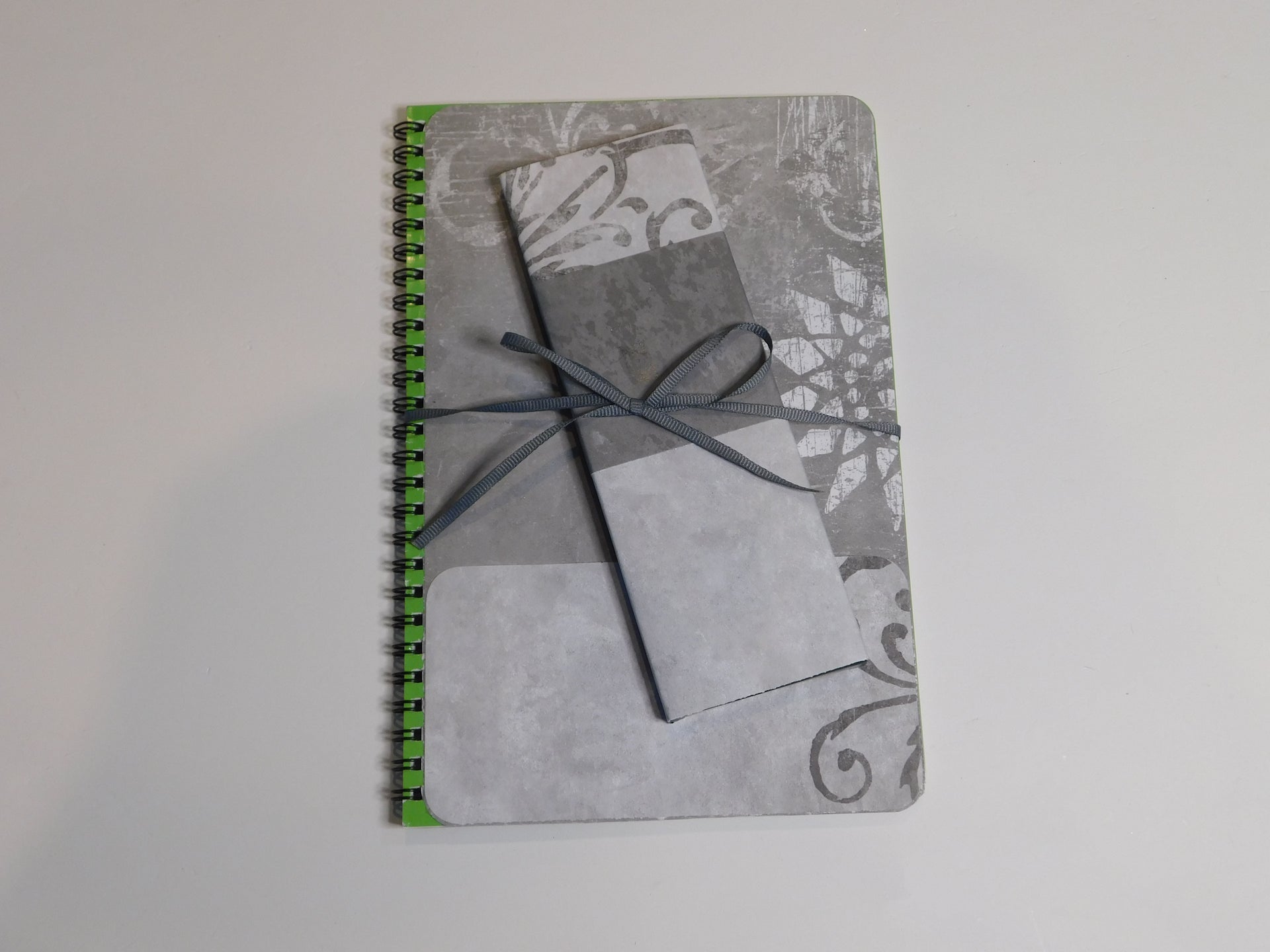 Sketchbook for Drawing and Mixed Media - Mom – Sutter Lane